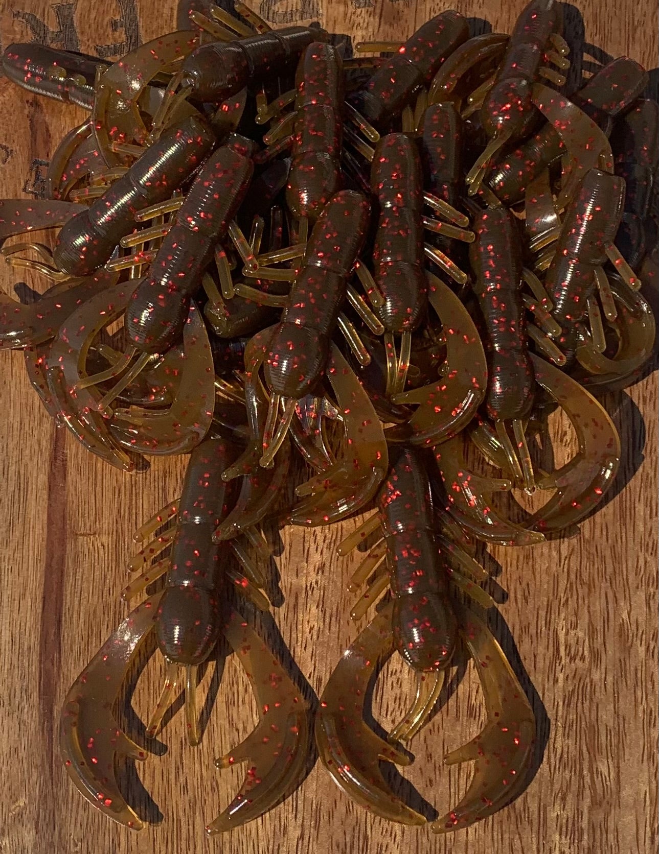 Knesse Craw Color 012R Green Pumpkin Brown w red flk