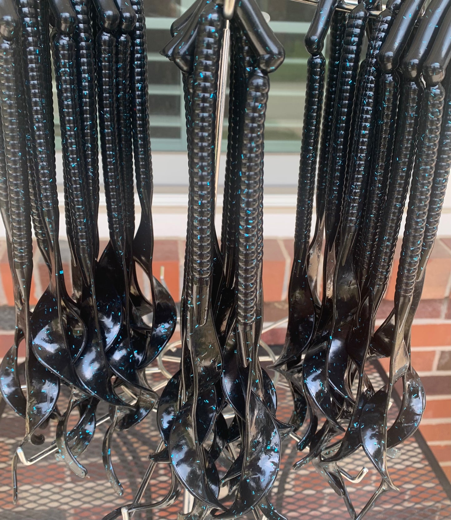 Kmag Worm Color 013 Black w Blue Flk N/S Floating