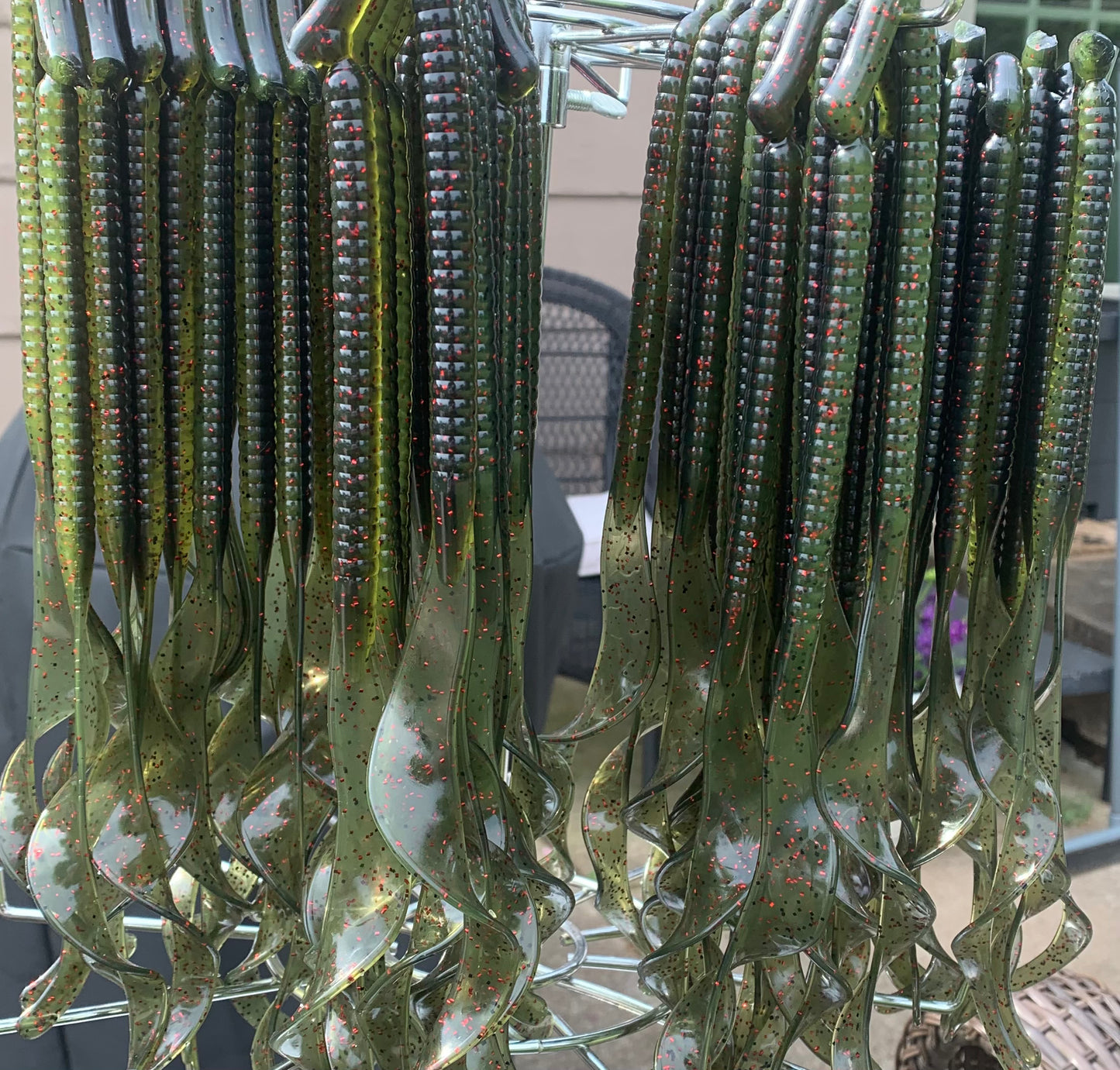 Kmag worm Color 038 Kalifornia 420 N/S Floating