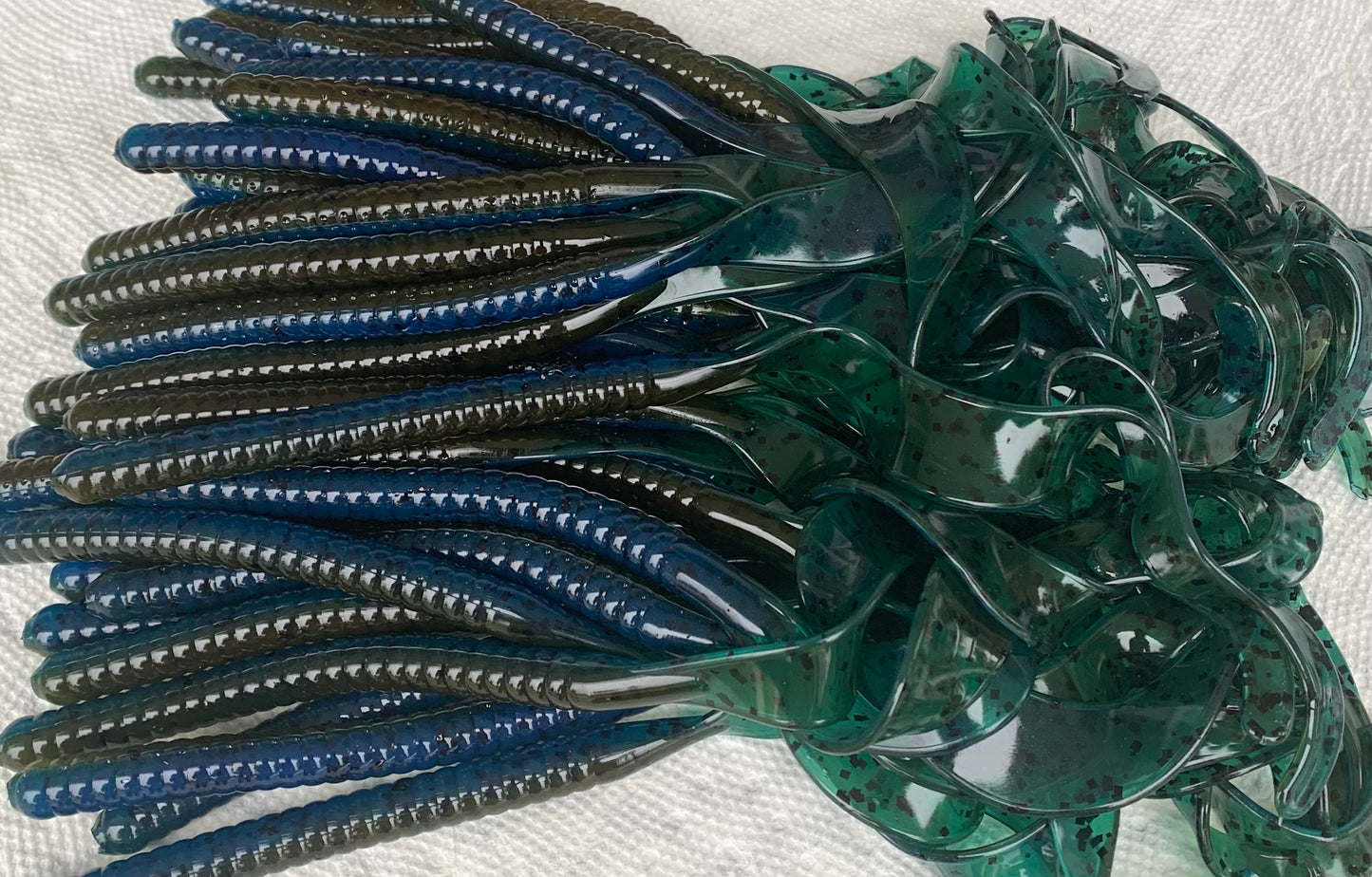 Kmag Worm Color 017 Blue Pumpkin N/S