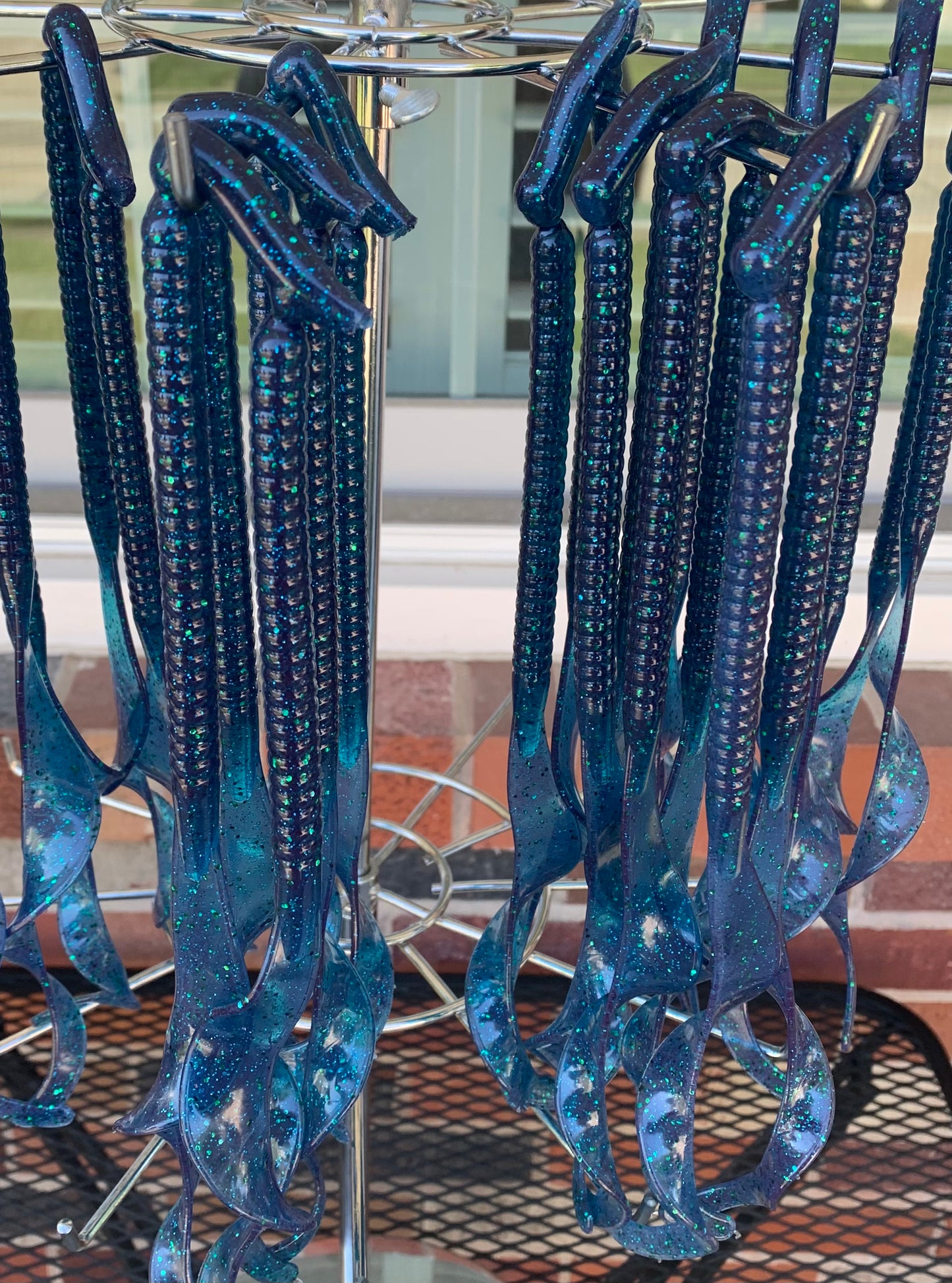 Kmag Worm Color 004 Junebug